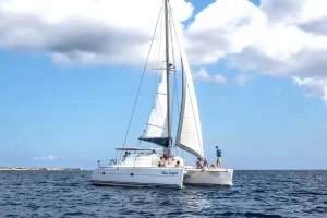 Blue Lagoon Catamaran (3)