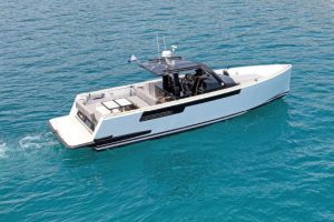 Corfu Motor yacht hop Cruise 1 (900 × 582 px)