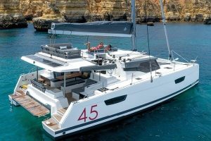 elba-45-cruising-catamarans-fountaine-pajot5-min-1