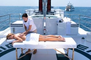 highlander-massage-yacht1